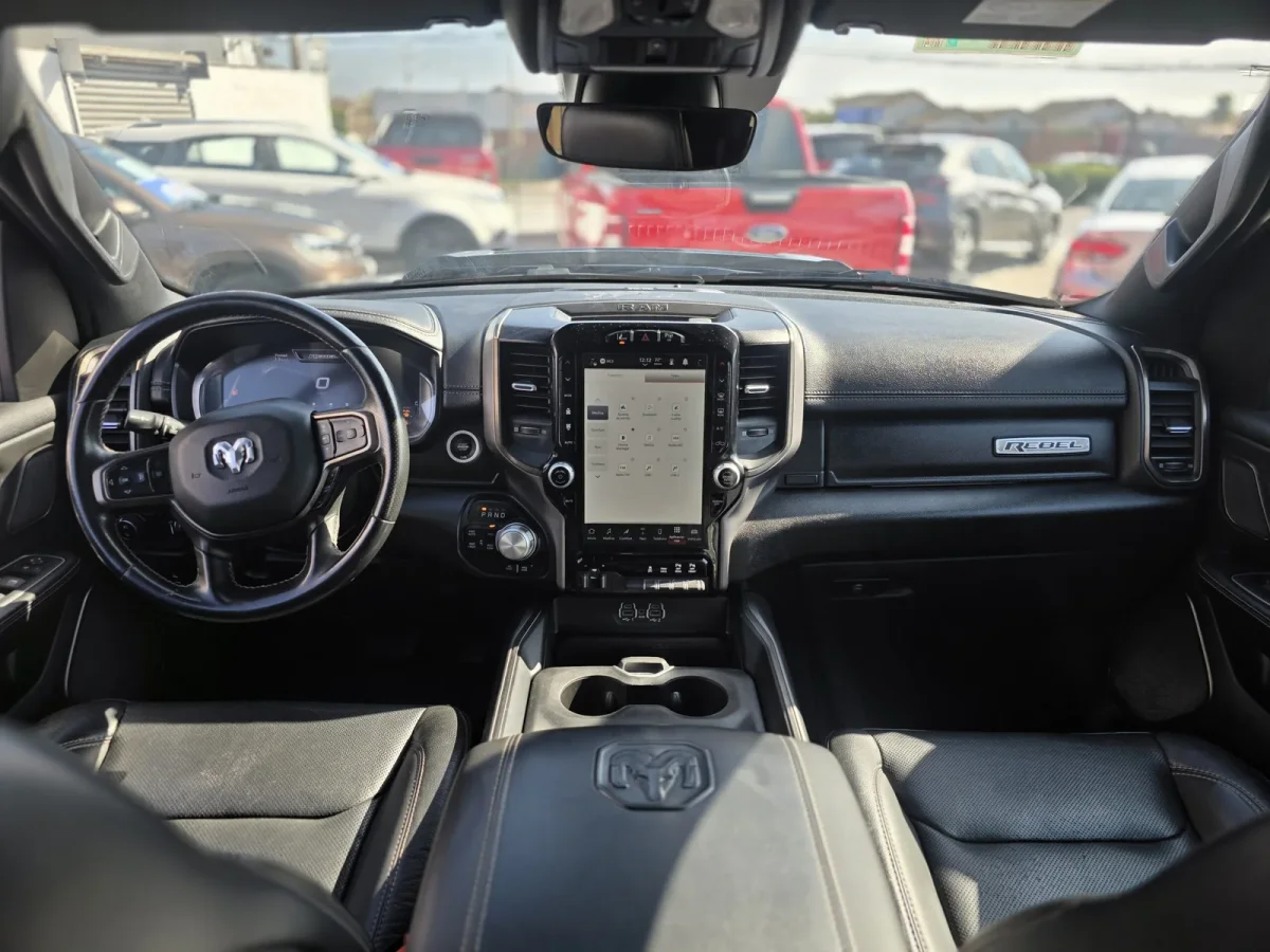 RAM 1500 5.7 Rebel 4X4 At 4P — foto 8 de 12