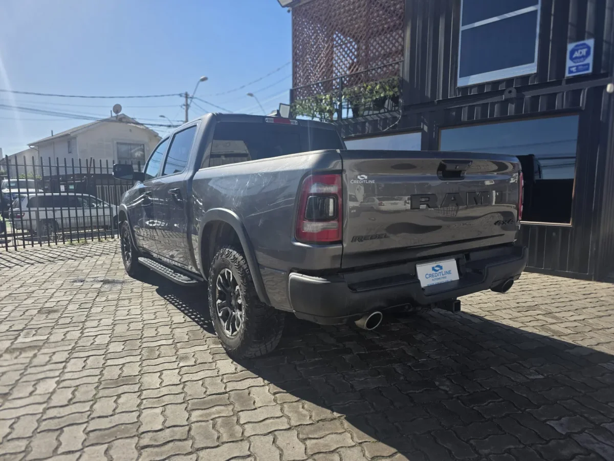 RAM 1500 5.7 Rebel 4X4 At 4P — foto 12 de 12