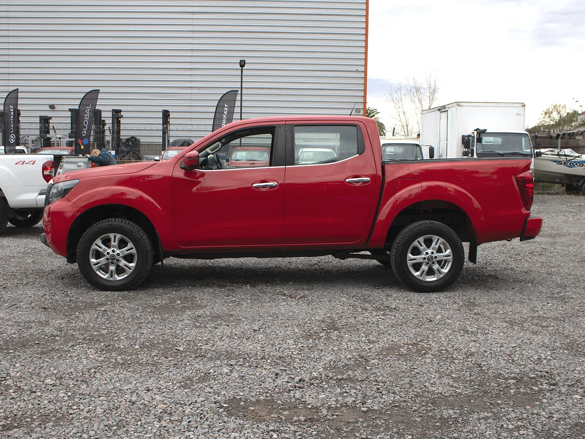 NISSAN Navara DOBLE CABINA 4X4 miniatura 4