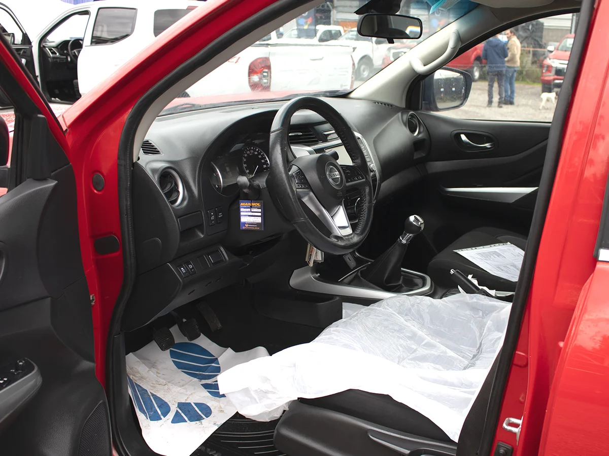 NISSAN Navara DOBLE CABINA 4X4 miniatura 6