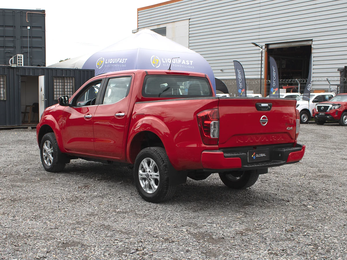 NISSAN Navara DOBLE CABINA 4X4 miniatura 8