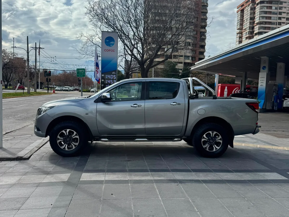 MAZDA Bt-50 2.2L 2021