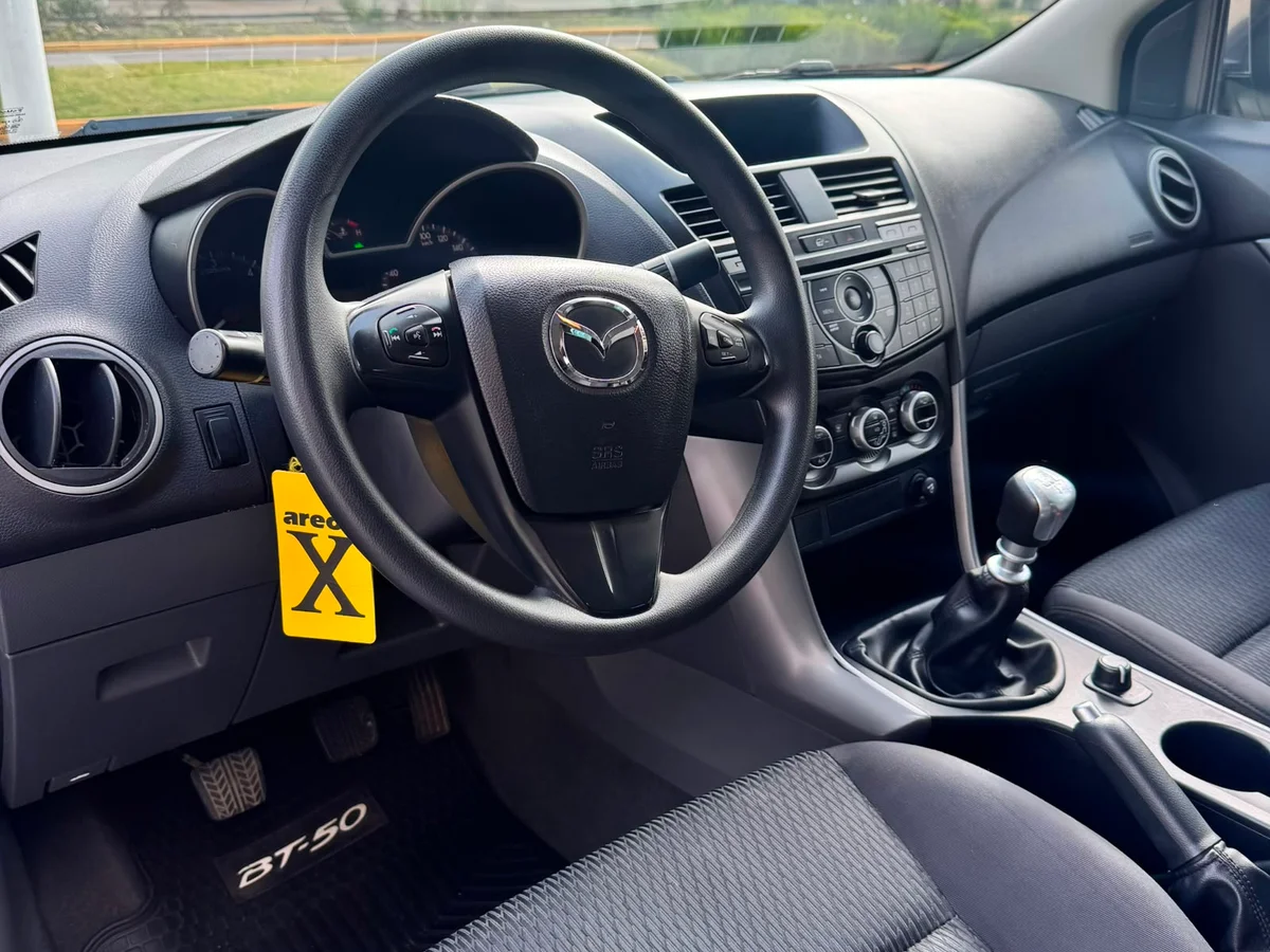 MAZDA Bt-50 2.2L 2021 - Miniatura 8