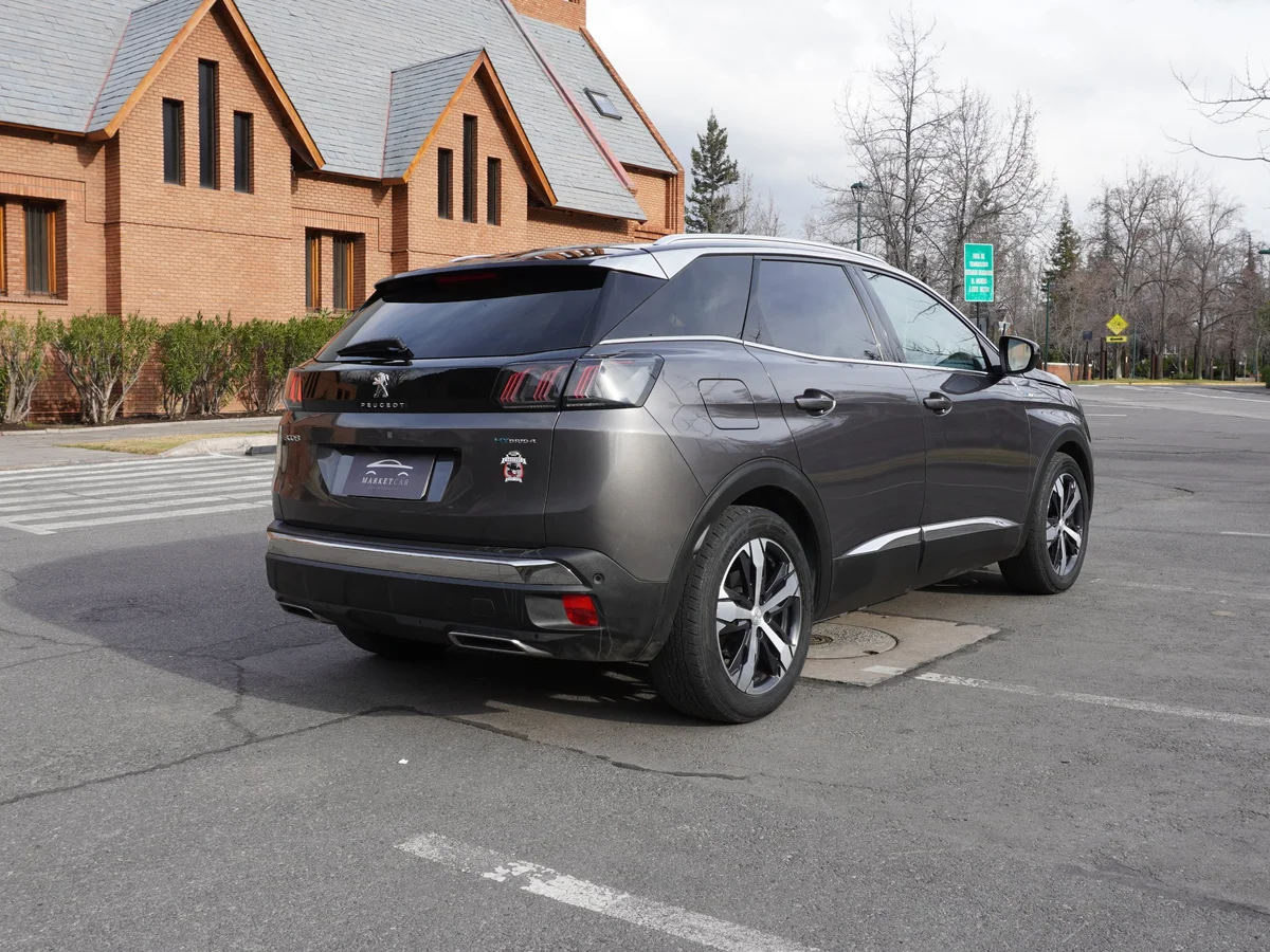 Peugeot 3008 1.6 GT Hibrido año 2023 miniatura 5