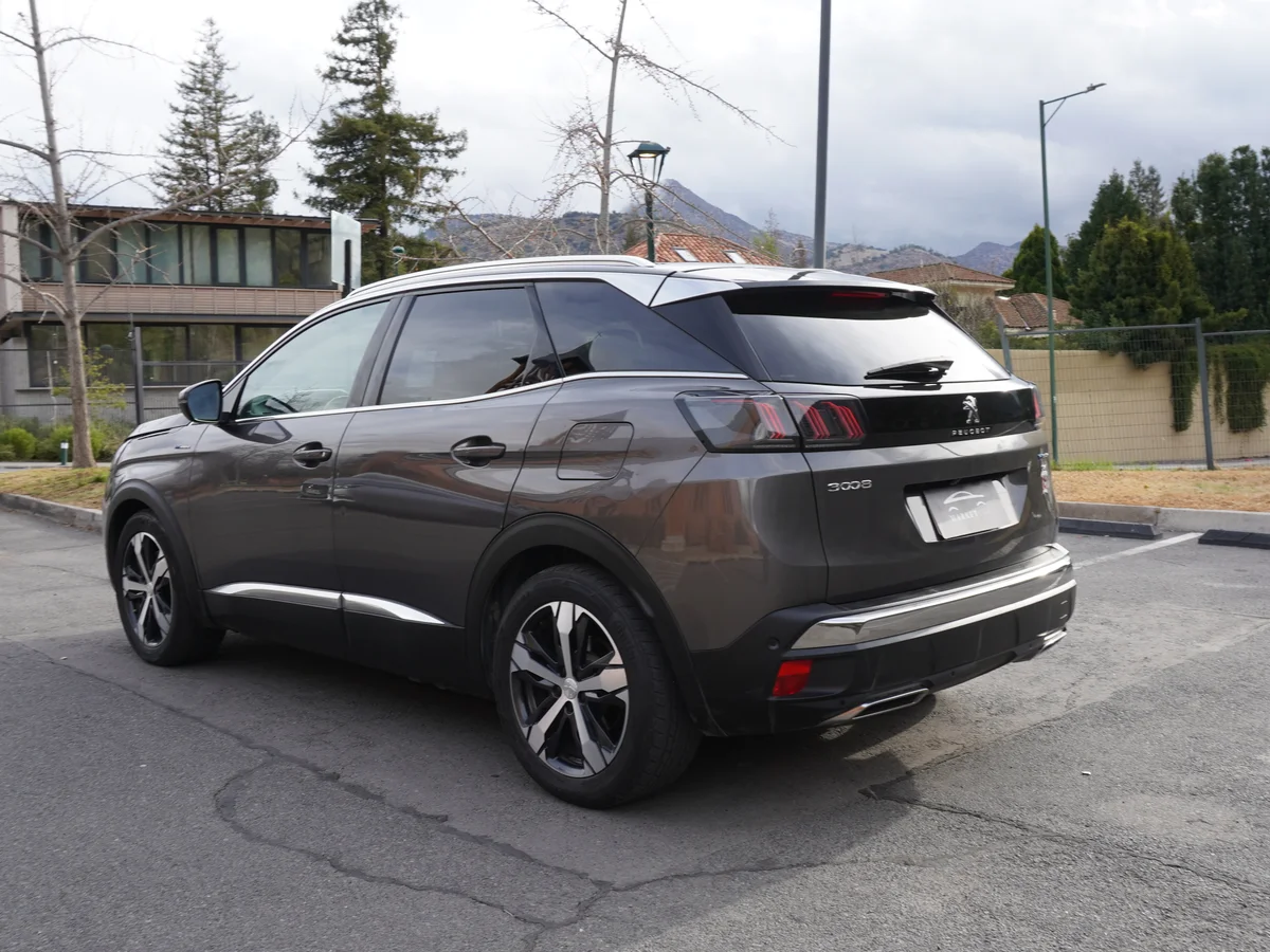 Peugeot 3008 1.6 GT Hibrido año 2023 miniatura 7
