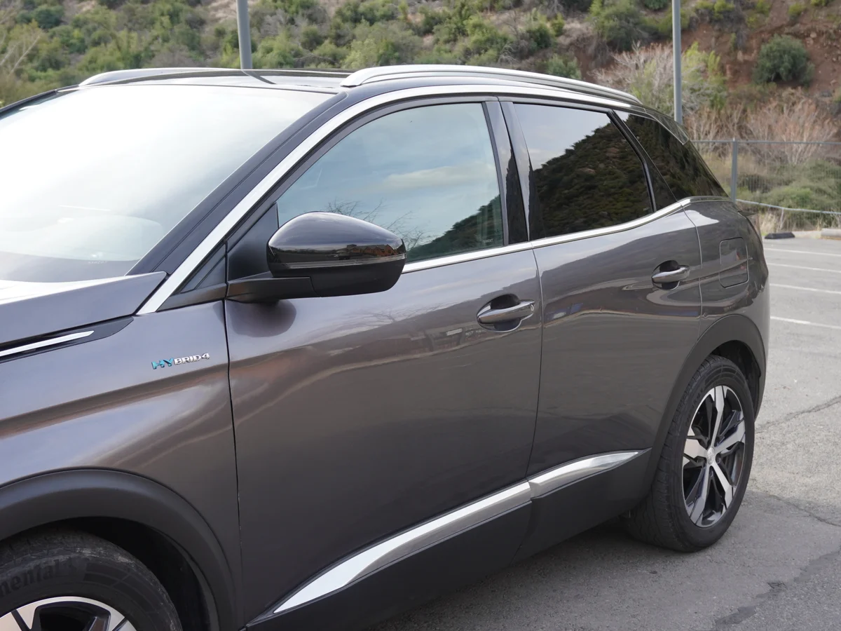 Peugeot 3008 1.6 GT Hibrido año 2023 miniatura 9