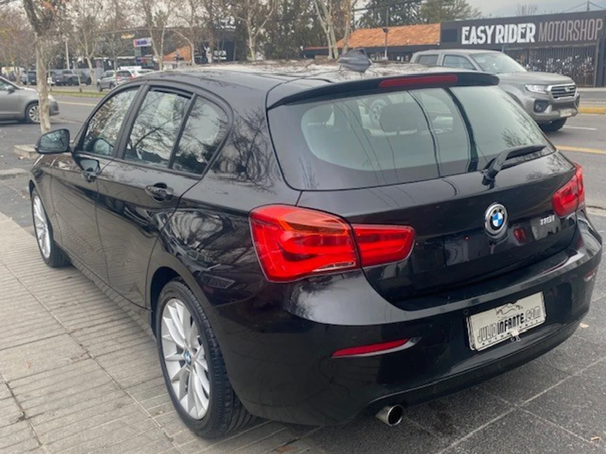 BMW 118I HB 5ptas autom 2020 - Miniatura 4