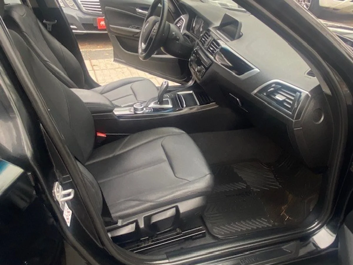 BMW 118I HB 5ptas autom 2020 - Miniatura 9