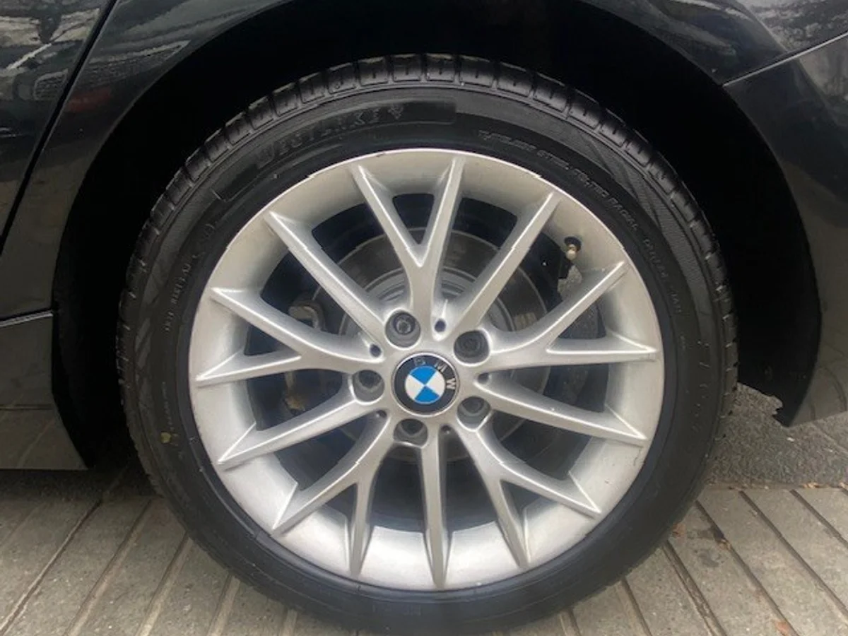 BMW 118I HB 5ptas autom 2020 - Miniatura 23