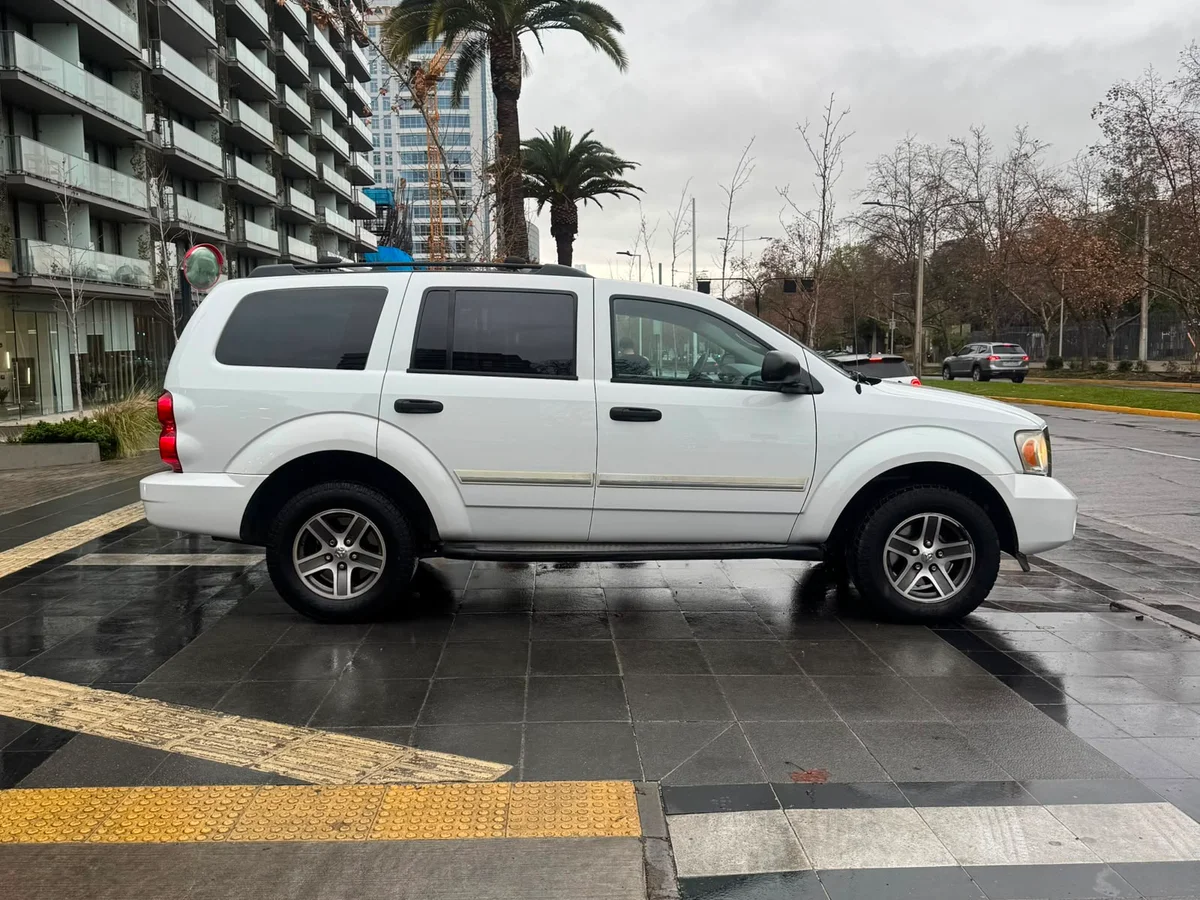 DODGE Durango SLT 5.7 2010