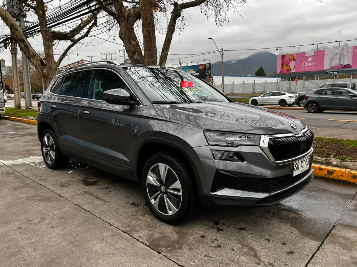 SKODA KAROQ 1.4L AT STYLE 4X2 AÑO 2023 - Miniatura 22