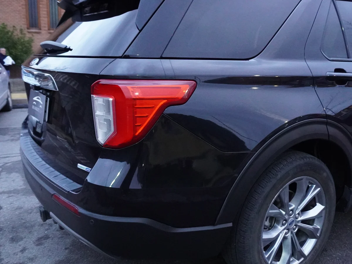 FORD Explorer XLT 4x4 año 2023 miniatura 12