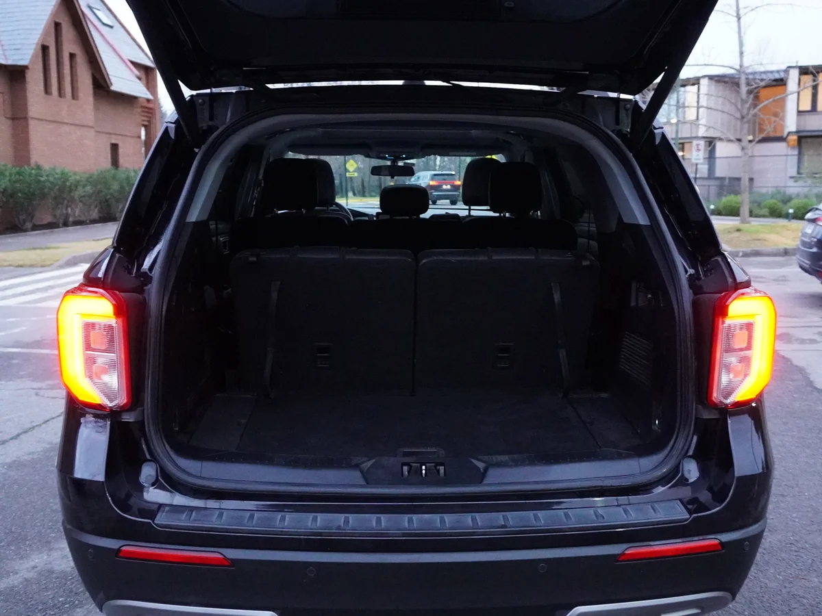 FORD Explorer XLT 4x4 año 2023 miniatura 15