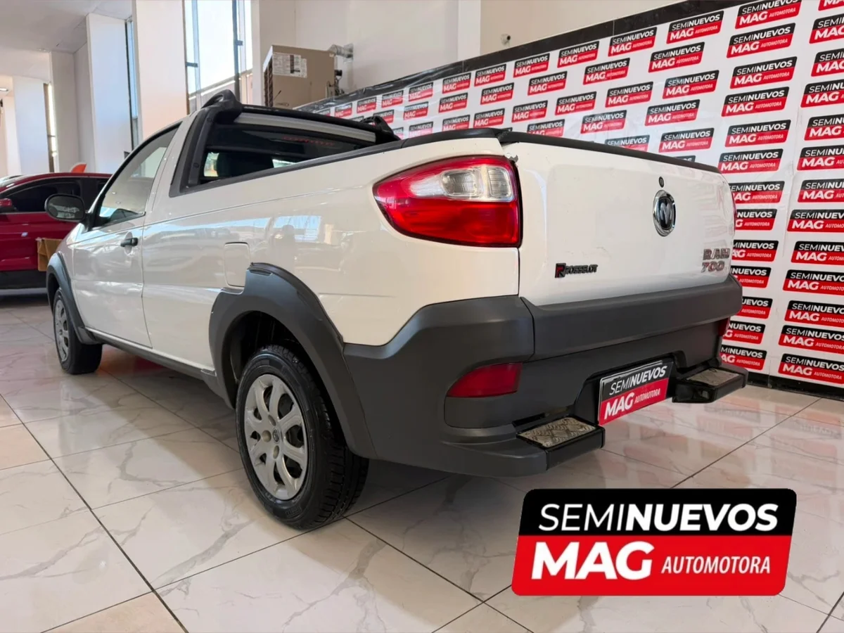 RAM 700 2019