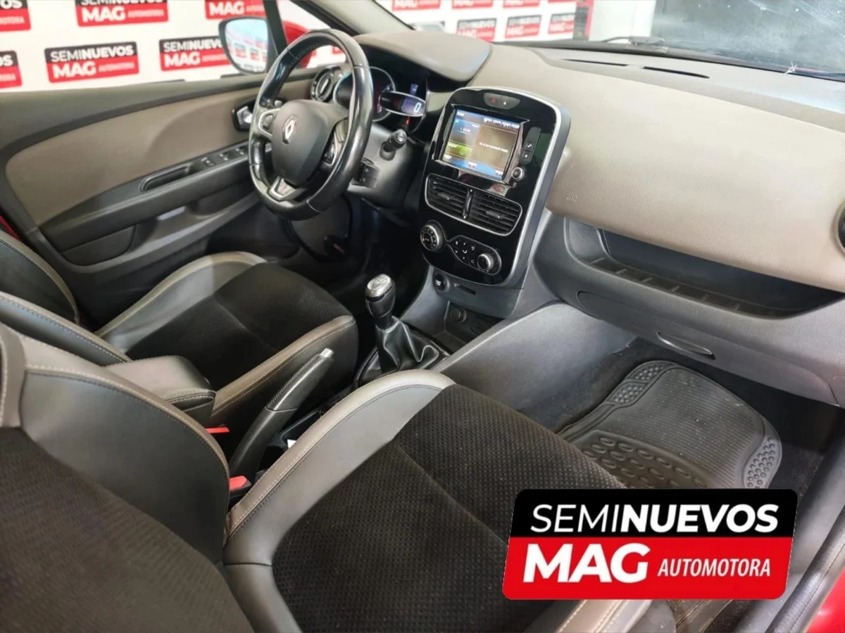 RENAULT CLIO DYNAMIQUE 900 CC 2018 - Miniatura 10