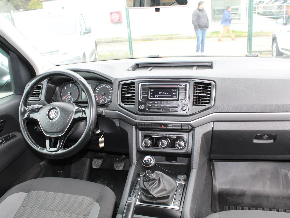 Volkswagen Amarok 2.0 Trendline Diesel 4Motion 4X4 Dob. Cab. Mt 4P — foto 7 de 12