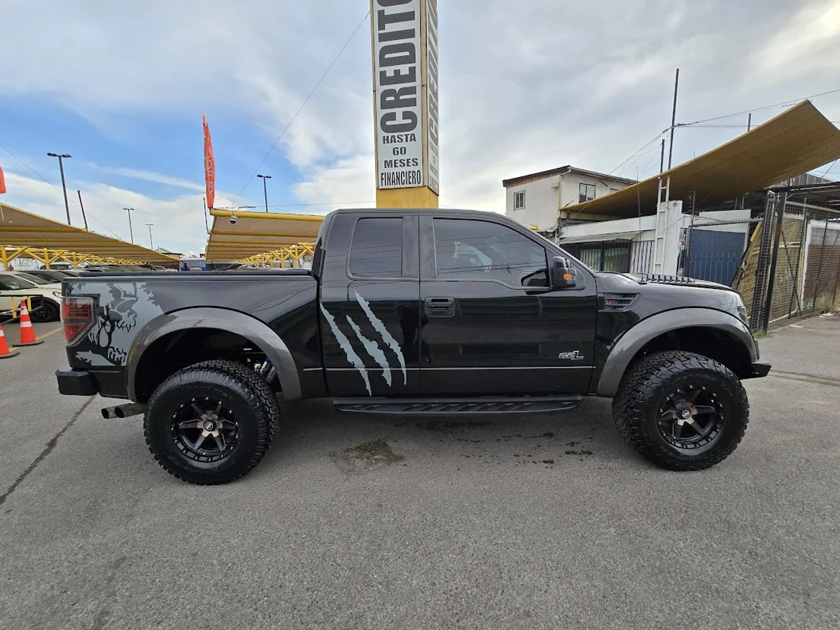 Ford F150 6.2 Raptor 4Wd Sc At 4P — foto 8 de 8