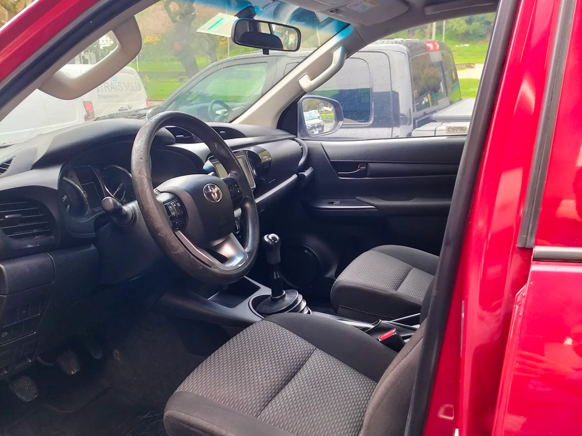 TOYOTA Hilux 2.4 D 4X4 2022