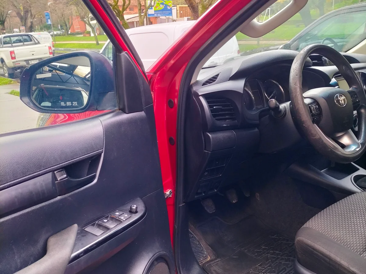 TOYOTA Hilux 2.4 D 4X4 2022