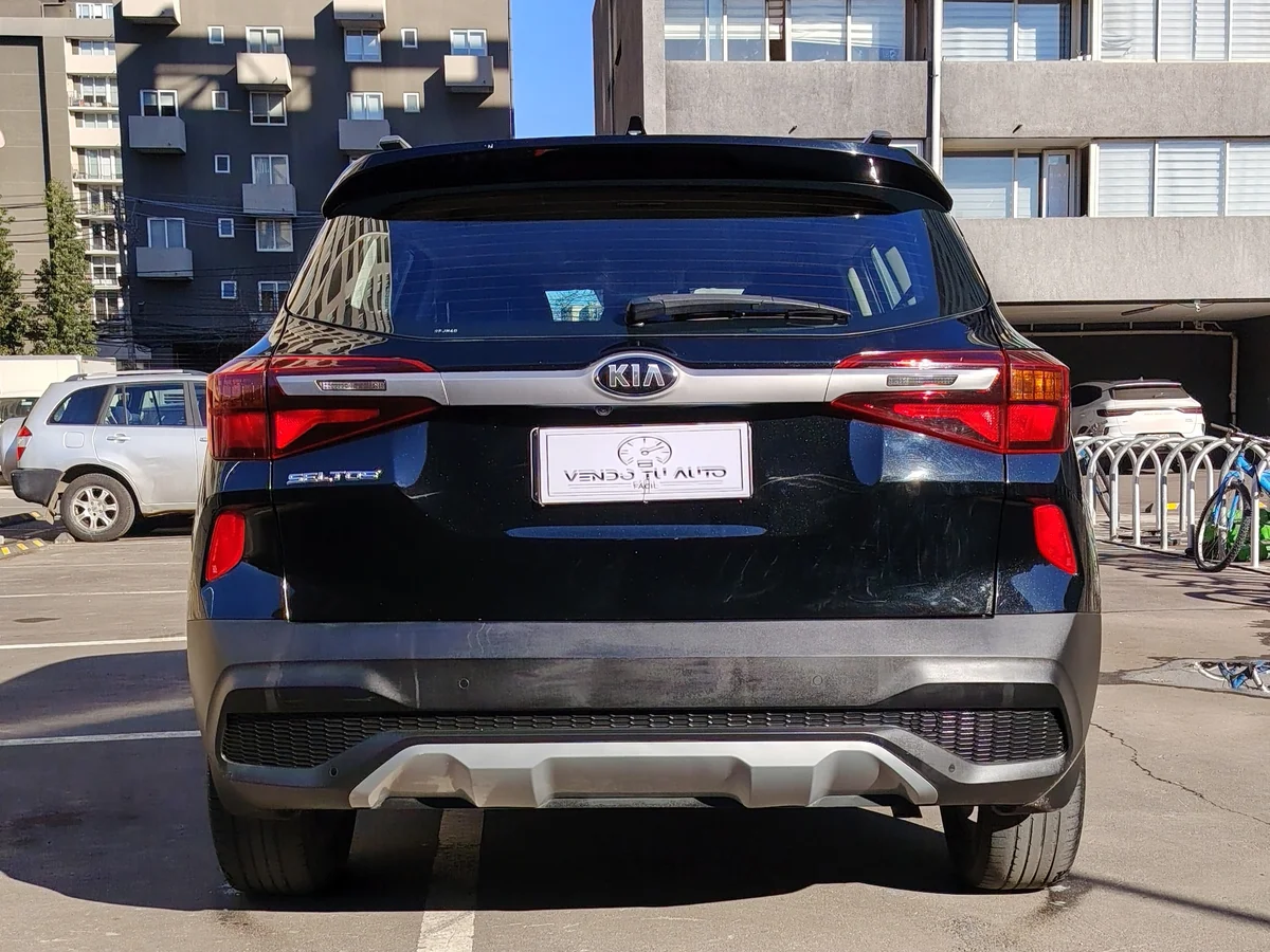 KIA Seltos MPI 6MT 1.6 2021 - Miniatura 8