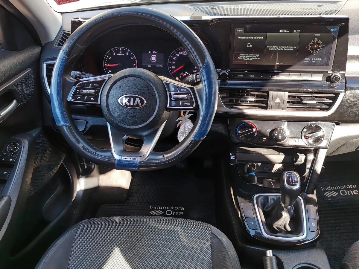 KIA Seltos MPI 6MT 1.6 2021 - Miniatura 16
