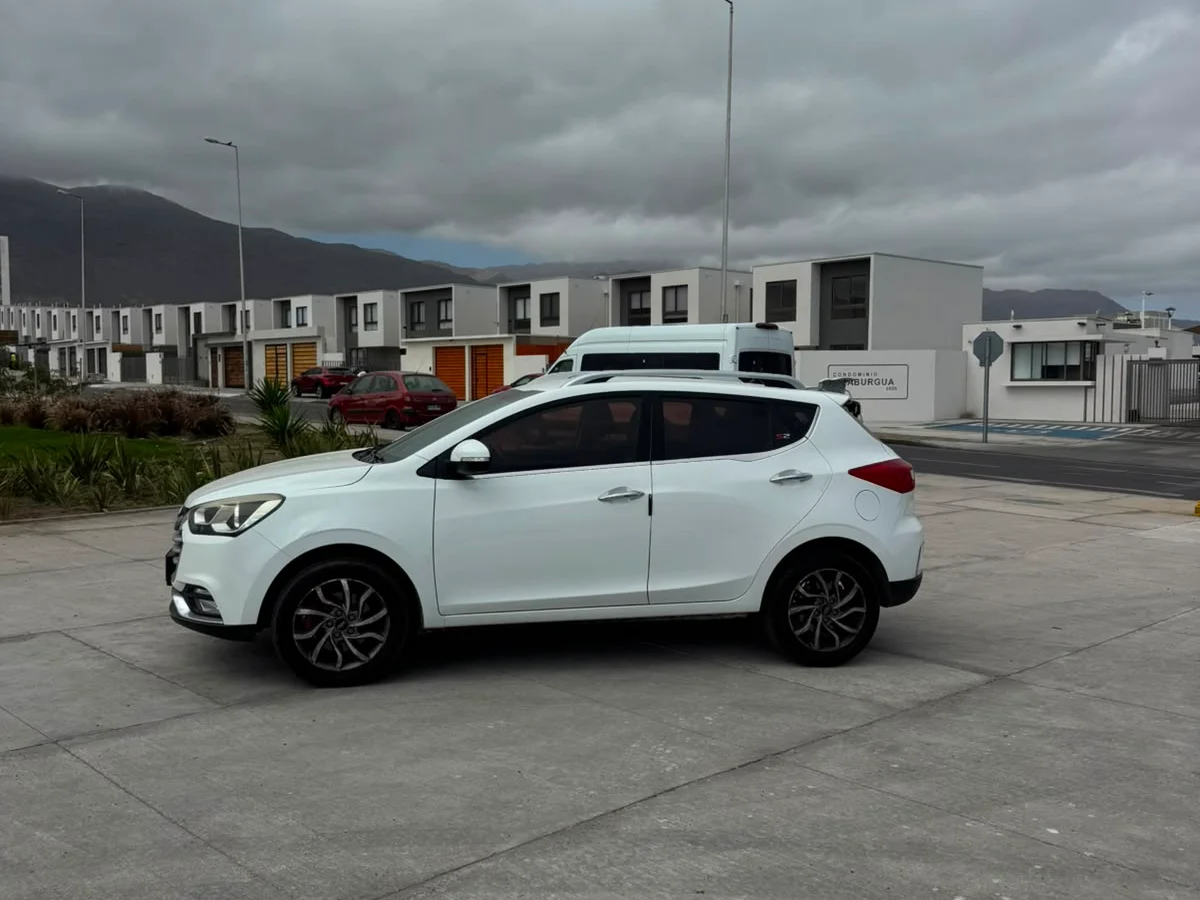 JAC S2 CE 1.5 HB 2020 - Miniatura 3
