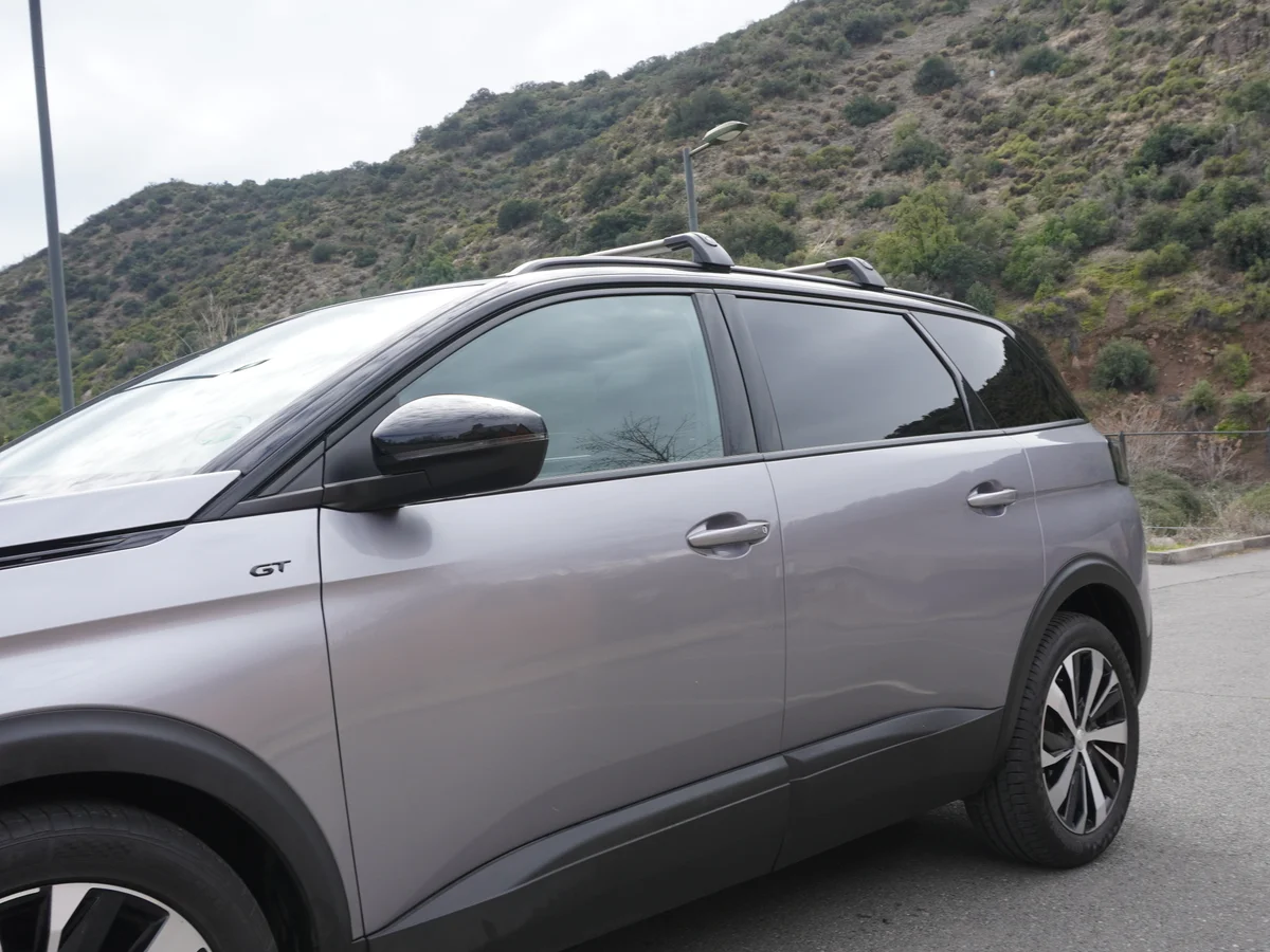Peugeot 5008 Blue HDI 130 1.5 Año 2023 miniatura 9