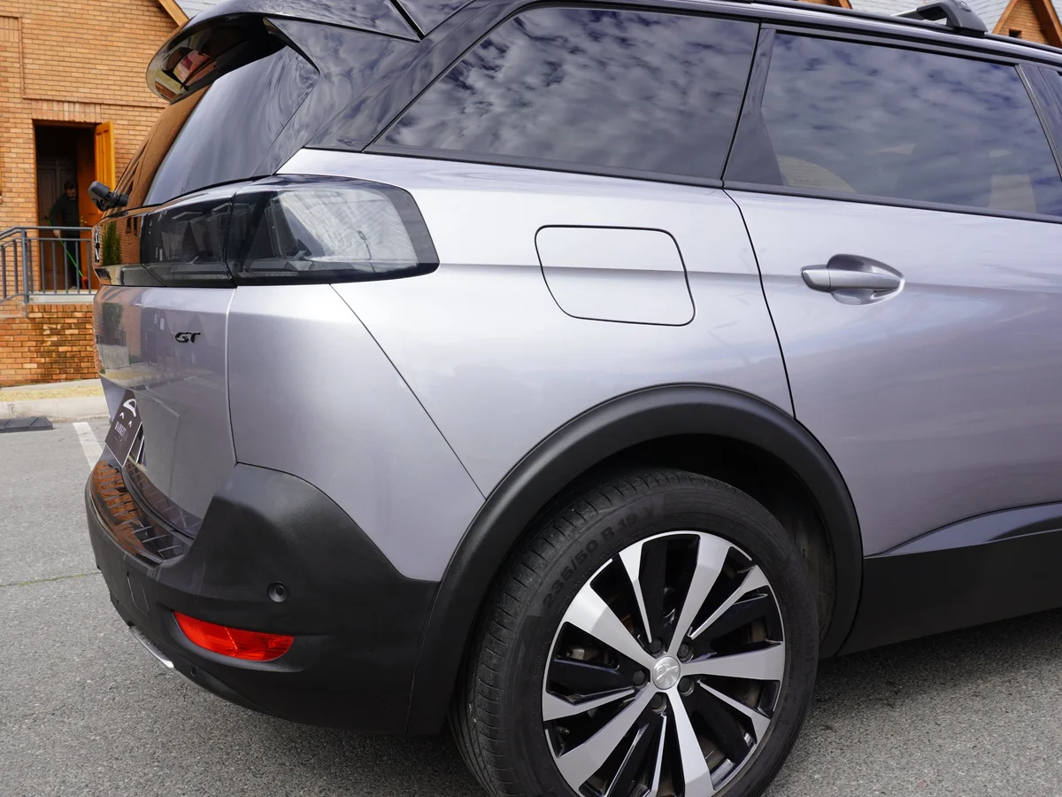 Peugeot 5008 Blue HDI 130 1.5 Año 2023 miniatura 13