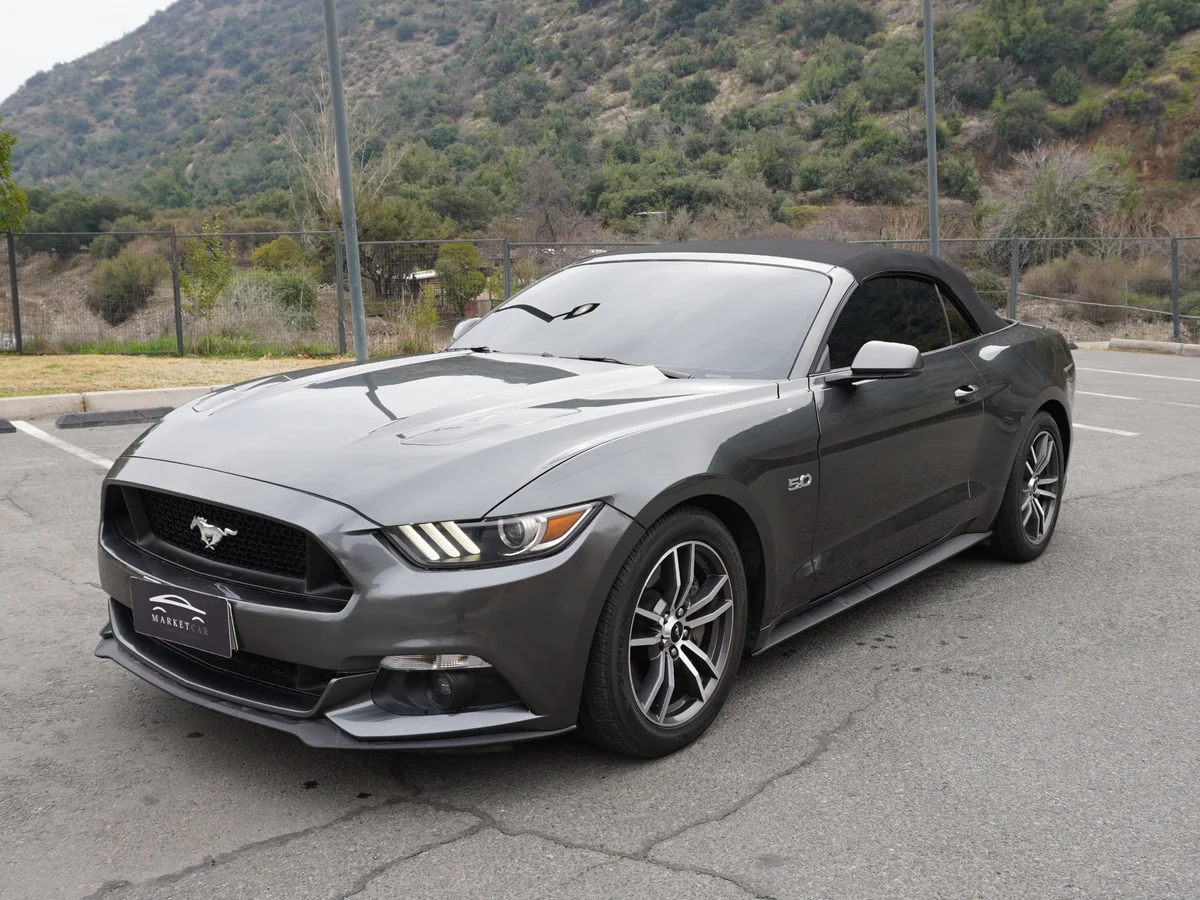 Ford Mustang 5.0 GT Cabrio Año 2016 miniatura 17