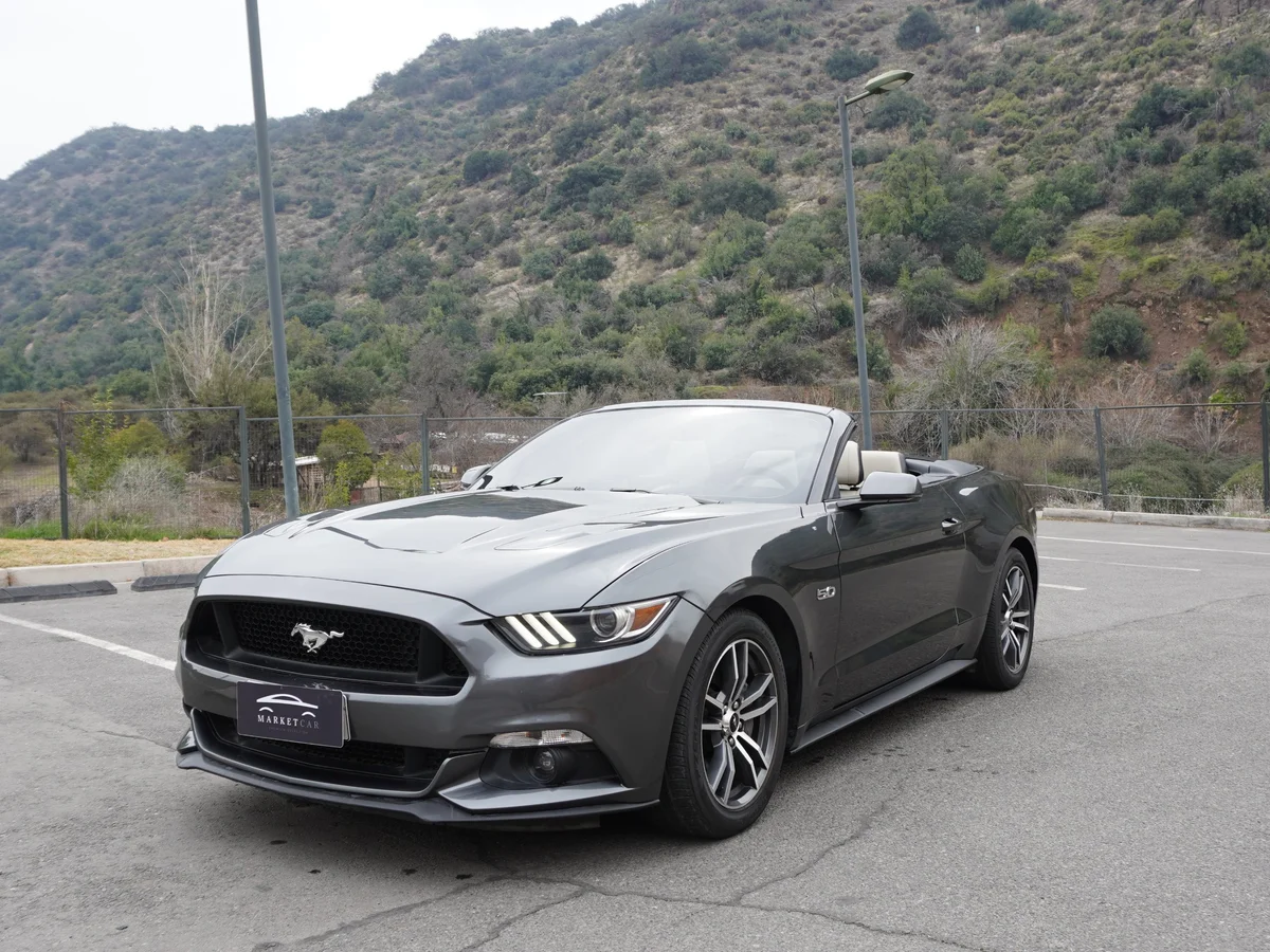 Ford Mustang 5.0 GT Cabrio Año 2016 miniatura 1