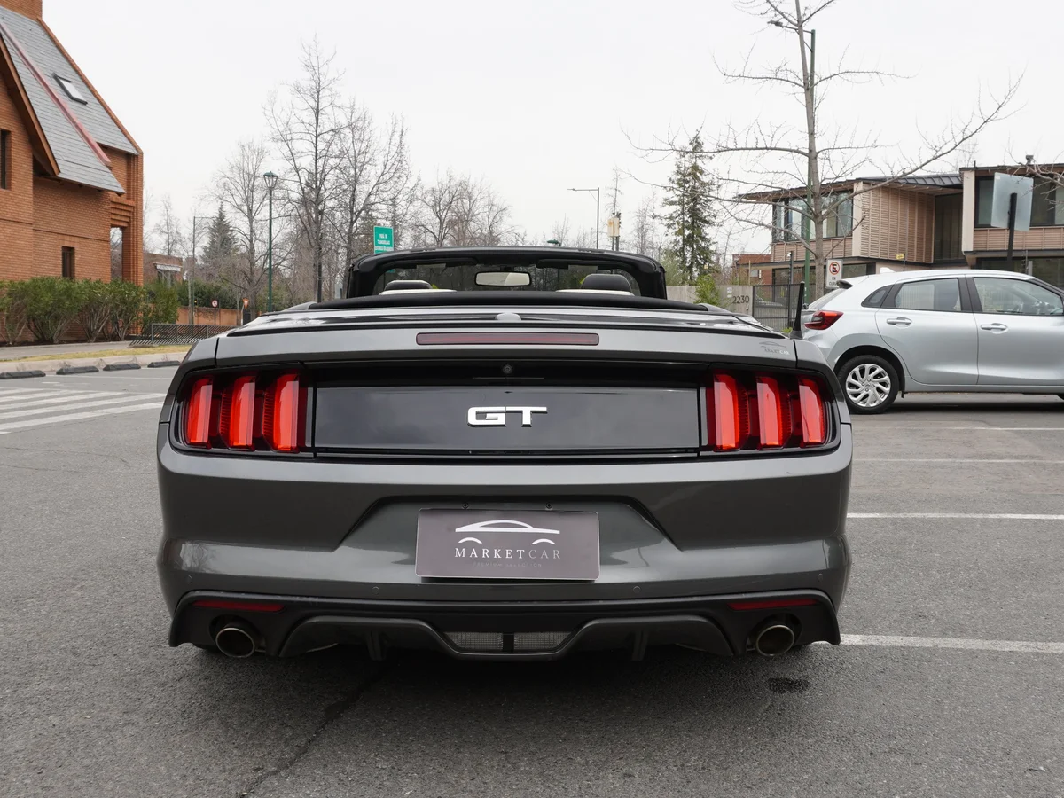 Ford Mustang 5.0 GT Cabrio Año 2016 miniatura 6
