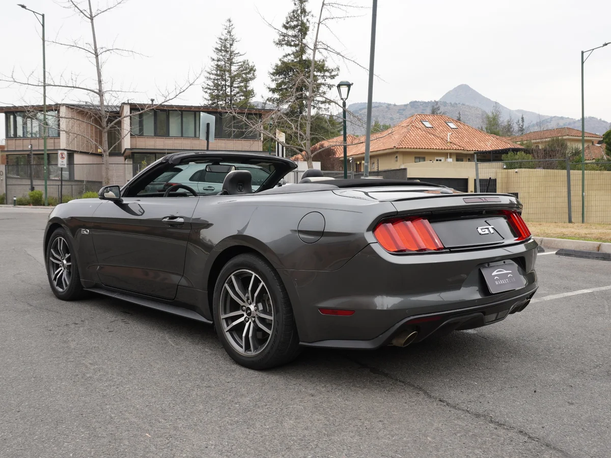 Ford Mustang 5.0 GT Cabrio Año 2016 miniatura 7