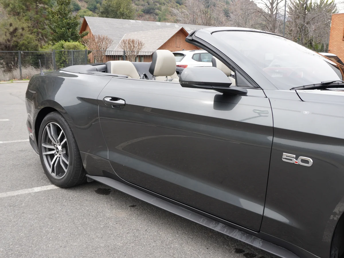 Ford Mustang 5.0 GT Cabrio Año 2016 miniatura 12