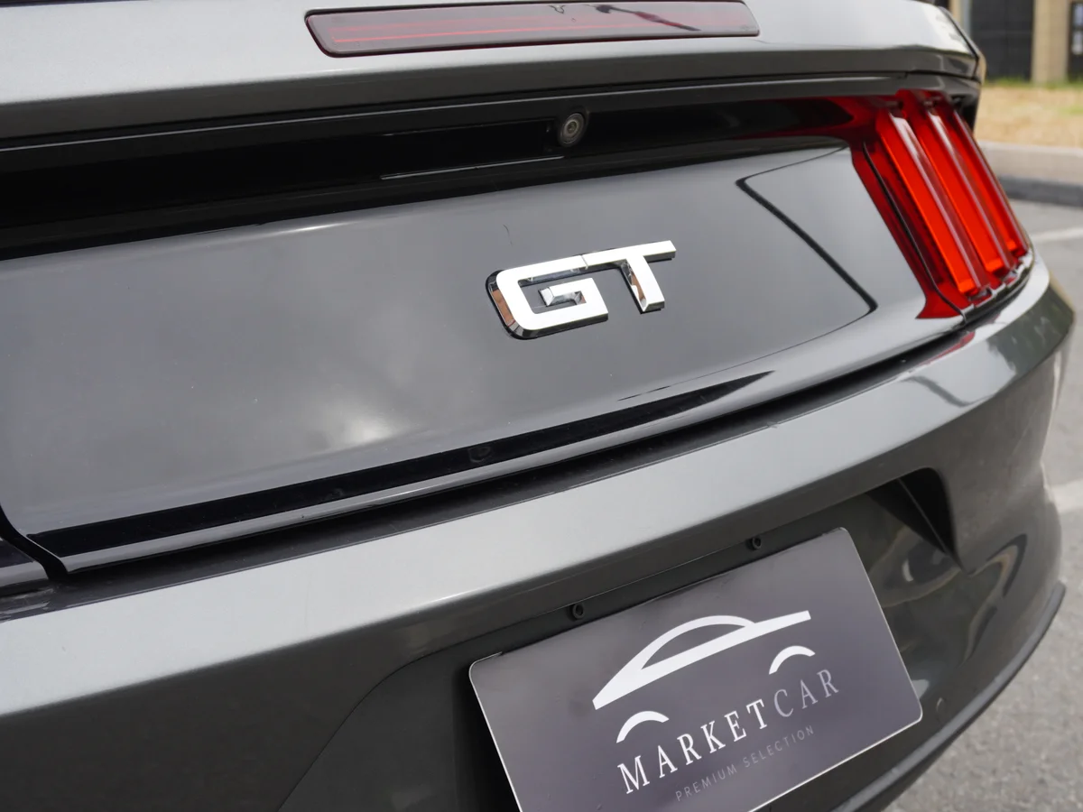 Ford Mustang 5.0 GT Cabrio Año 2016 miniatura 14