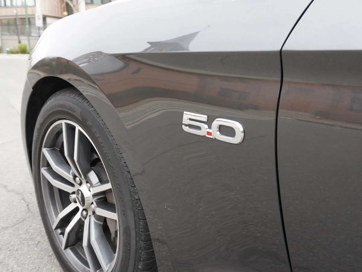 Ford Mustang 5.0 GT Cabrio Año 2016 miniatura 15
