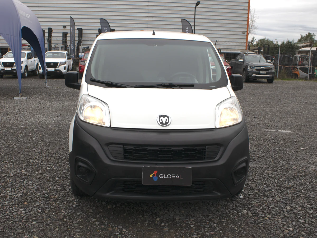 RAM Van 700 miniatura 2