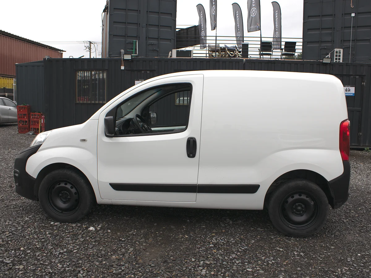 RAM Van 700 miniatura 8