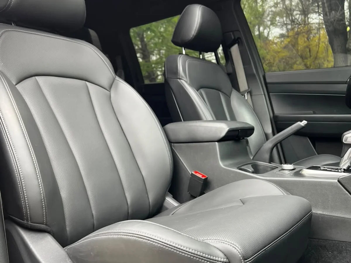 SSANGYONG Musso 2.2 TD LIMITED PLUS DIESEL 4WD AT6 2025 - Miniatura 15