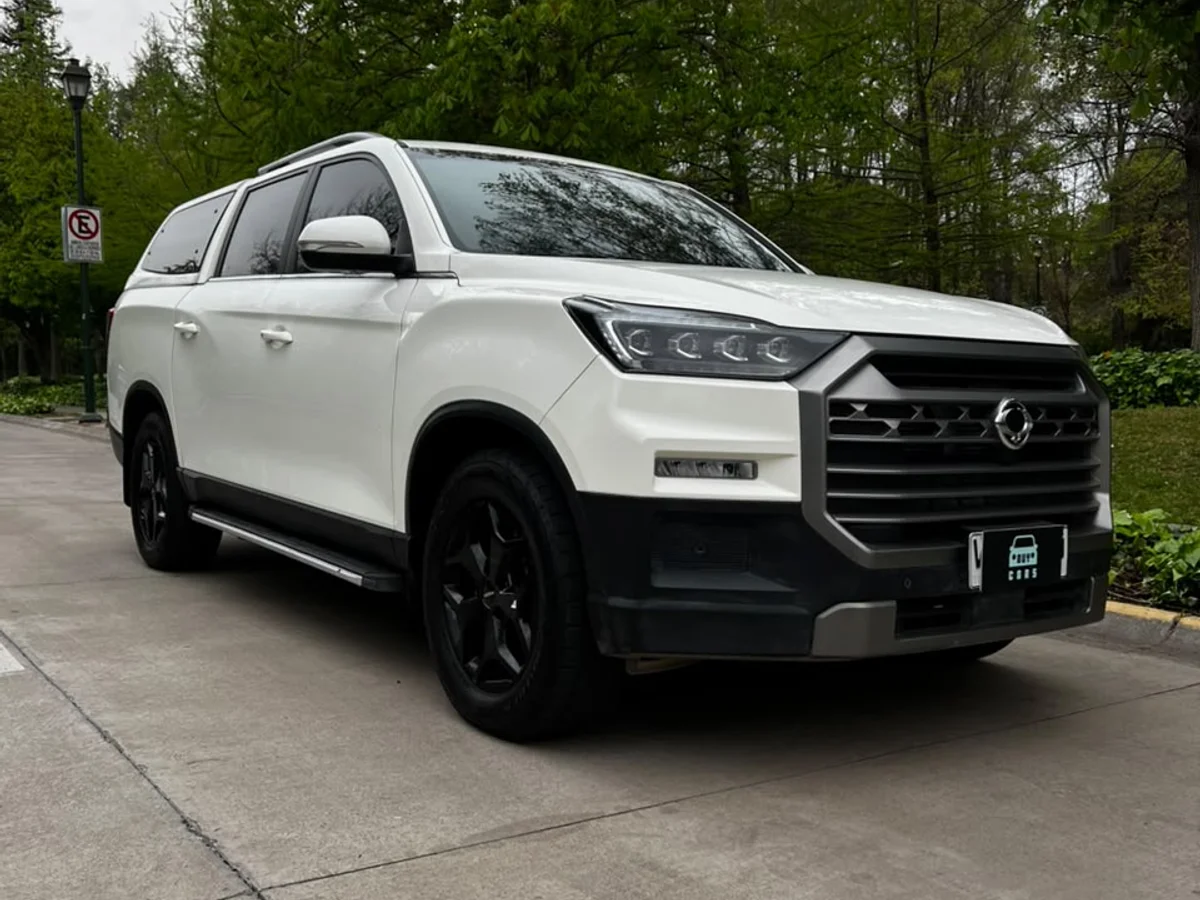 SSANGYONG Musso 2.2 TD LIMITED PLUS DIESEL 4WD AT6 2025 - Miniatura 16