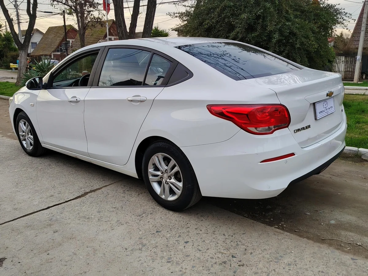 CHEVROLET CAVALIER LT 1.5 2018 - Miniatura 8
