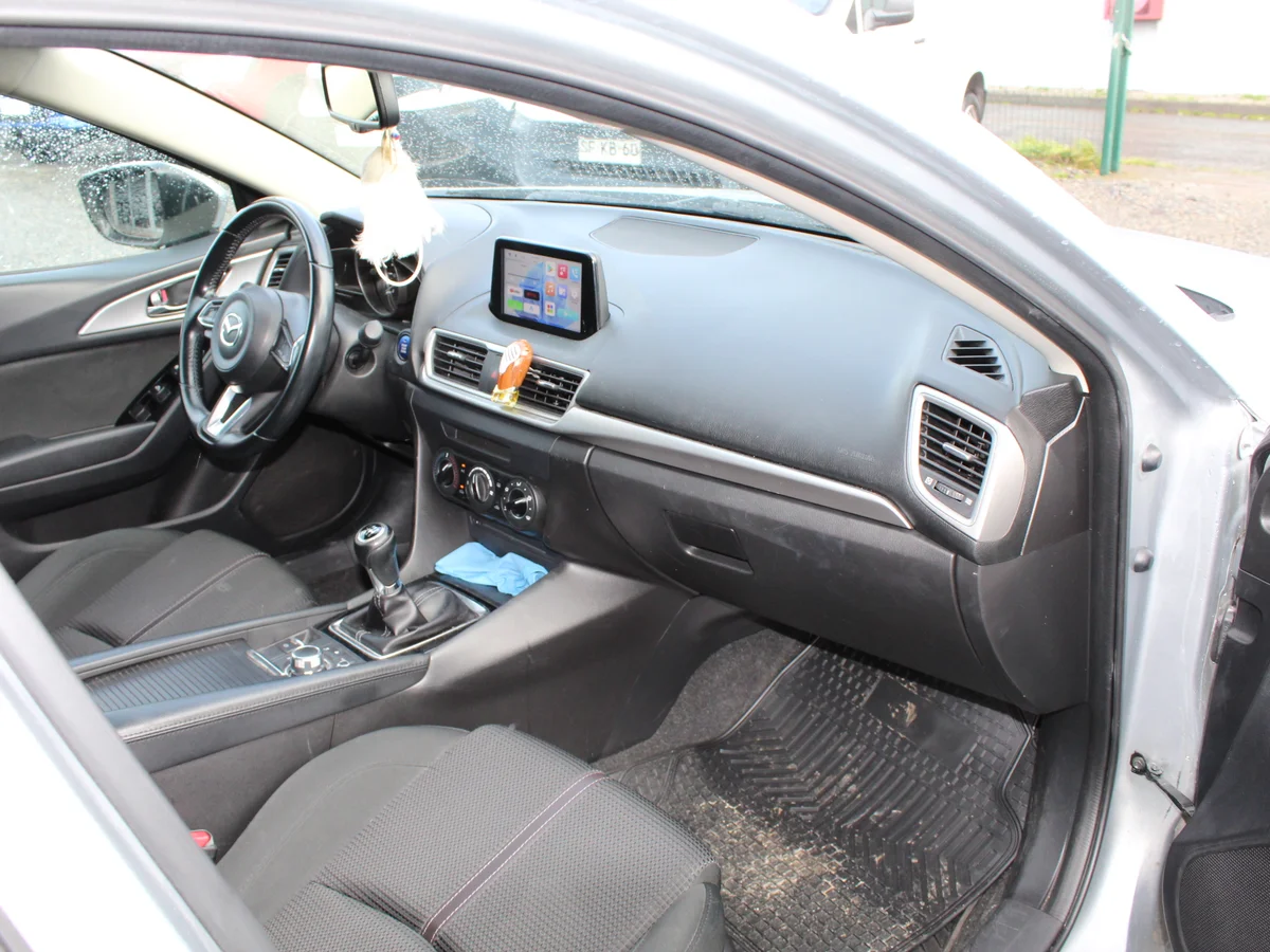 Mazda 3 — foto 5 de 12