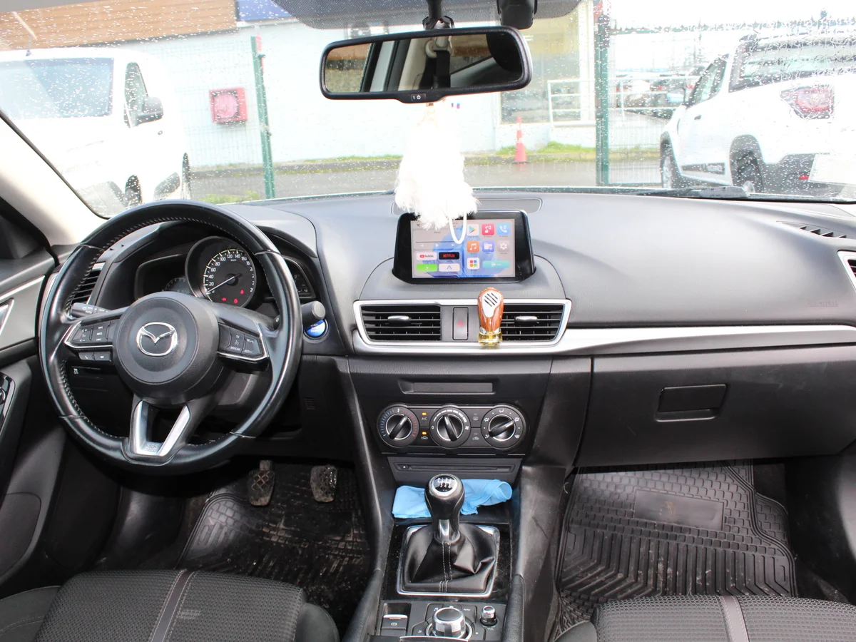 Mazda 3 — foto 7 de 12