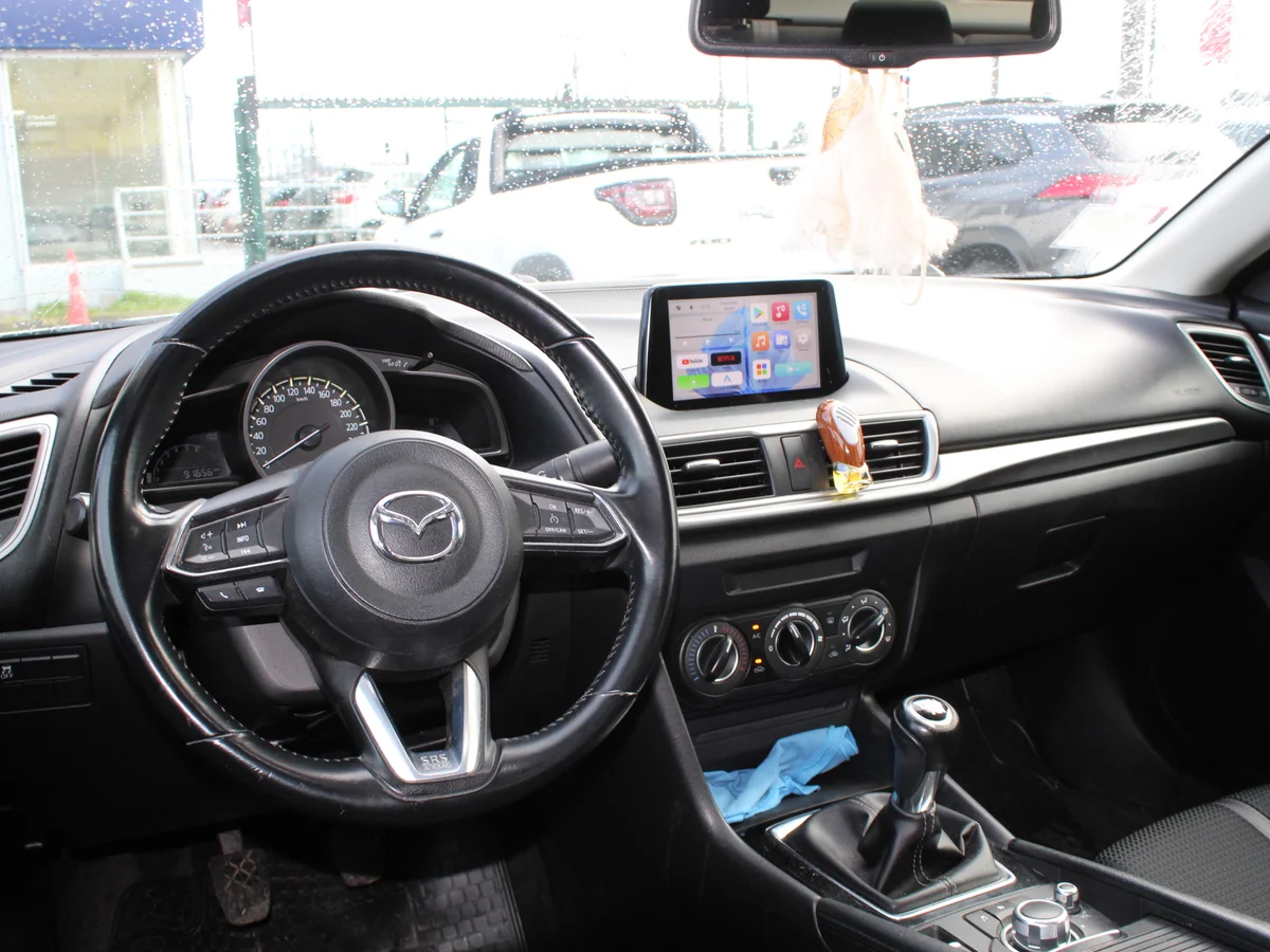 Mazda 3 — foto 11 de 12