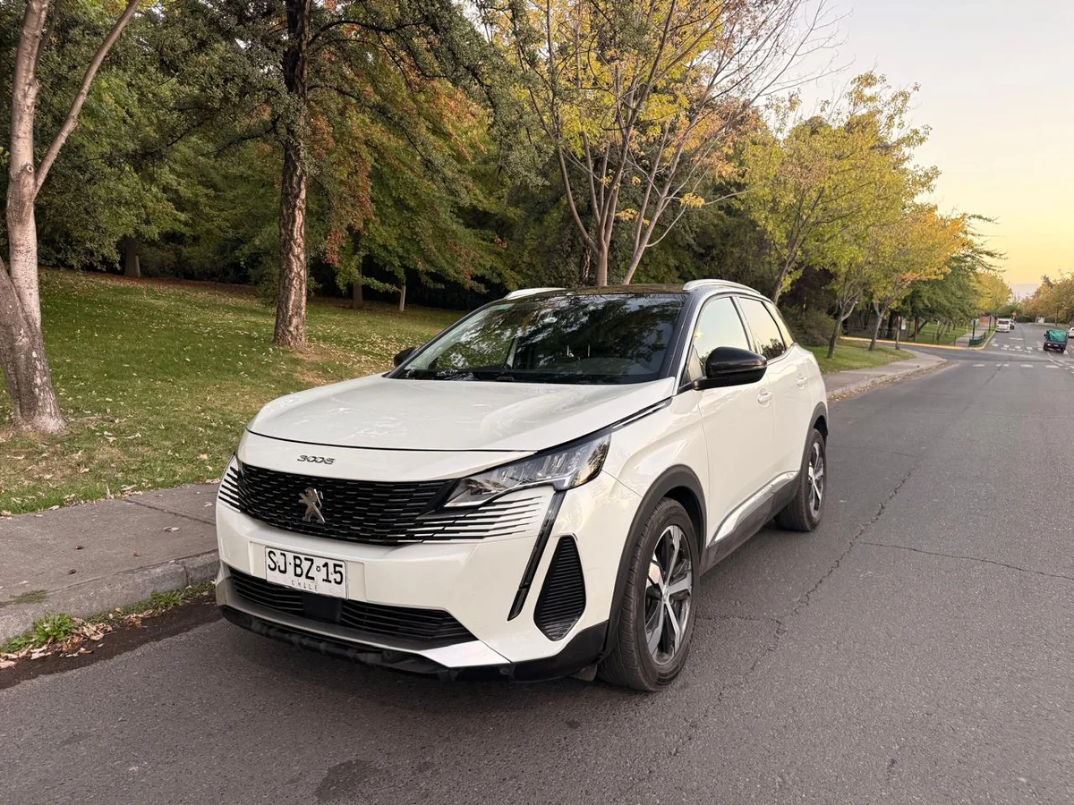 PEUGEOT 3008 ALLURE BLUEHDI 130 1.5 2023 - Miniatura 3