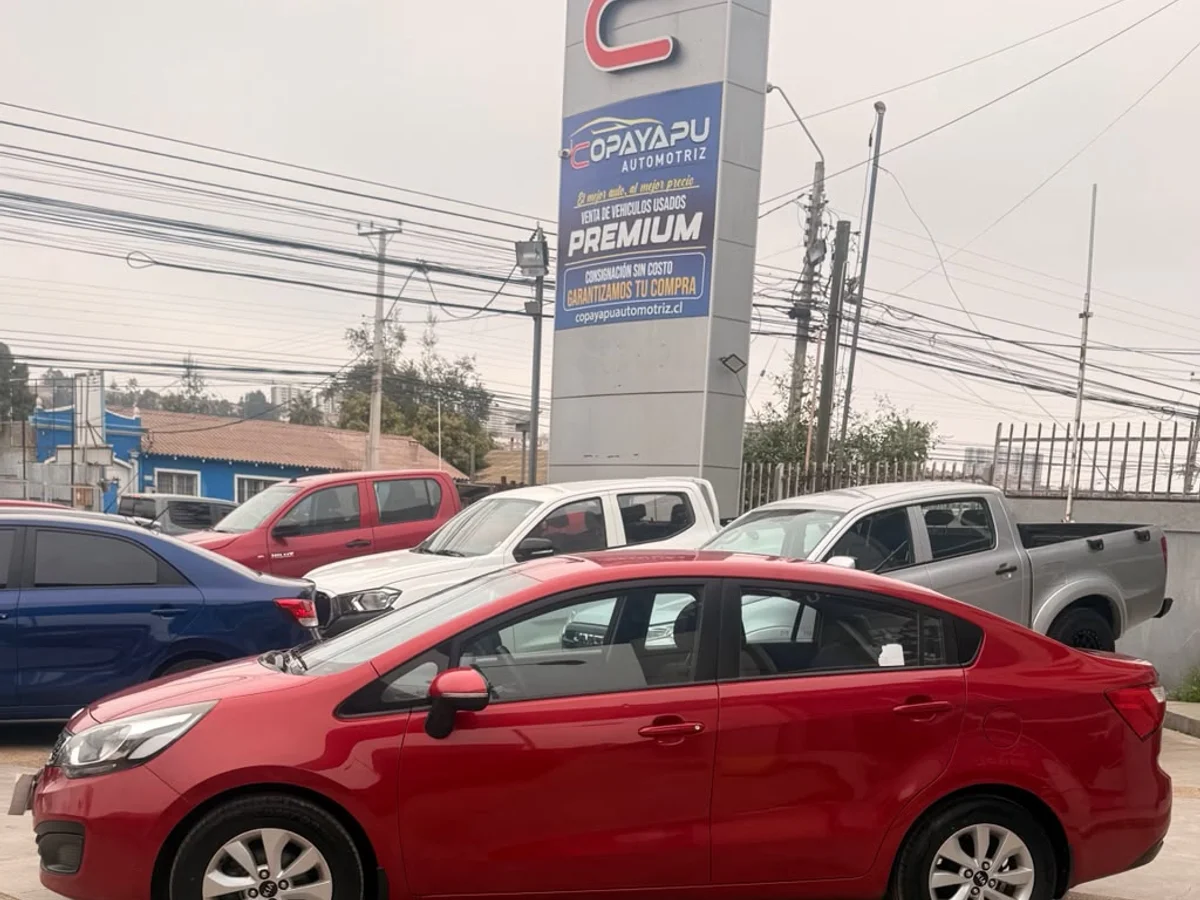 KIA Rio 4 UB EX 1.4 2014 - Miniatura 4