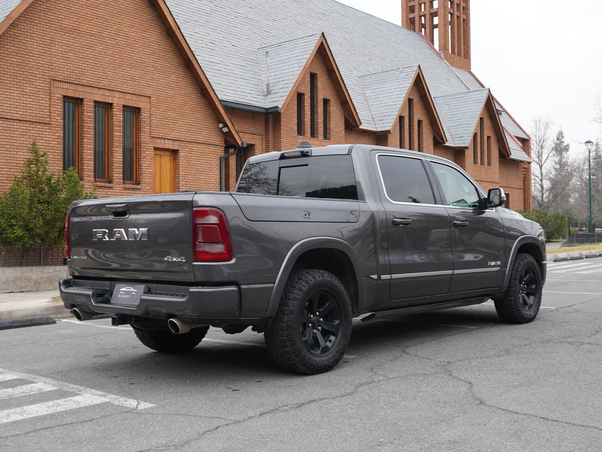 RAM 1500 Limited año 2023