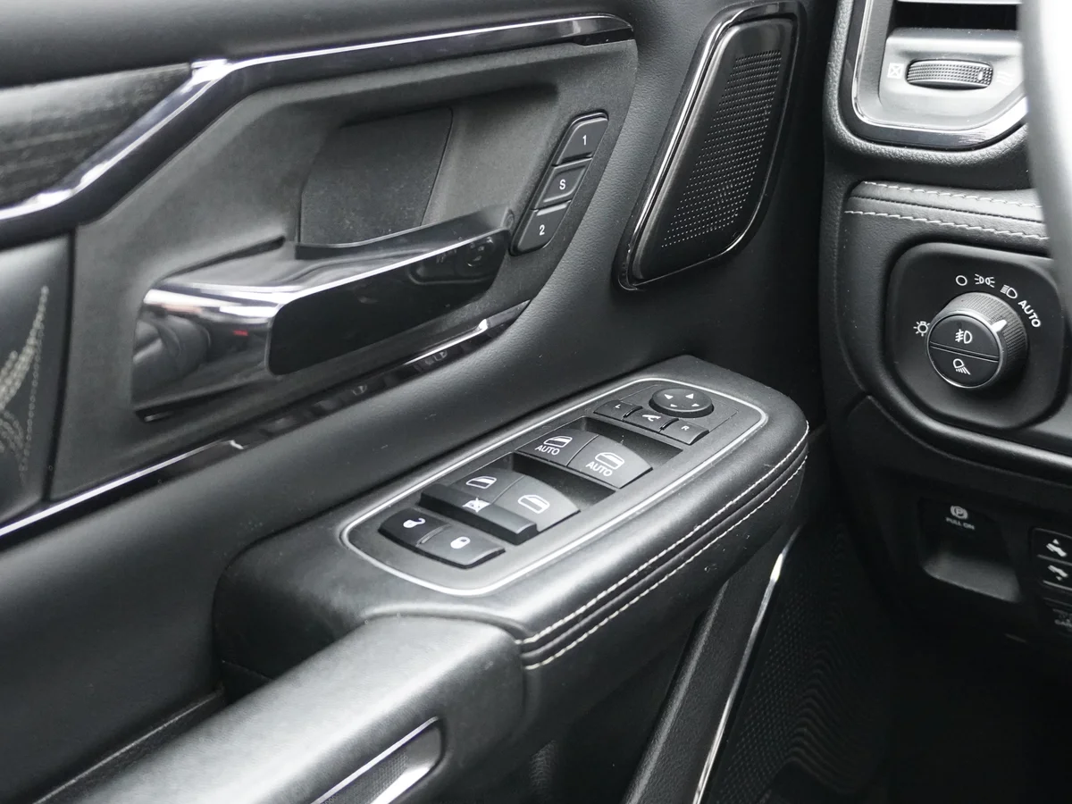 RAM 1500 Limited año 2023 miniatura 33
