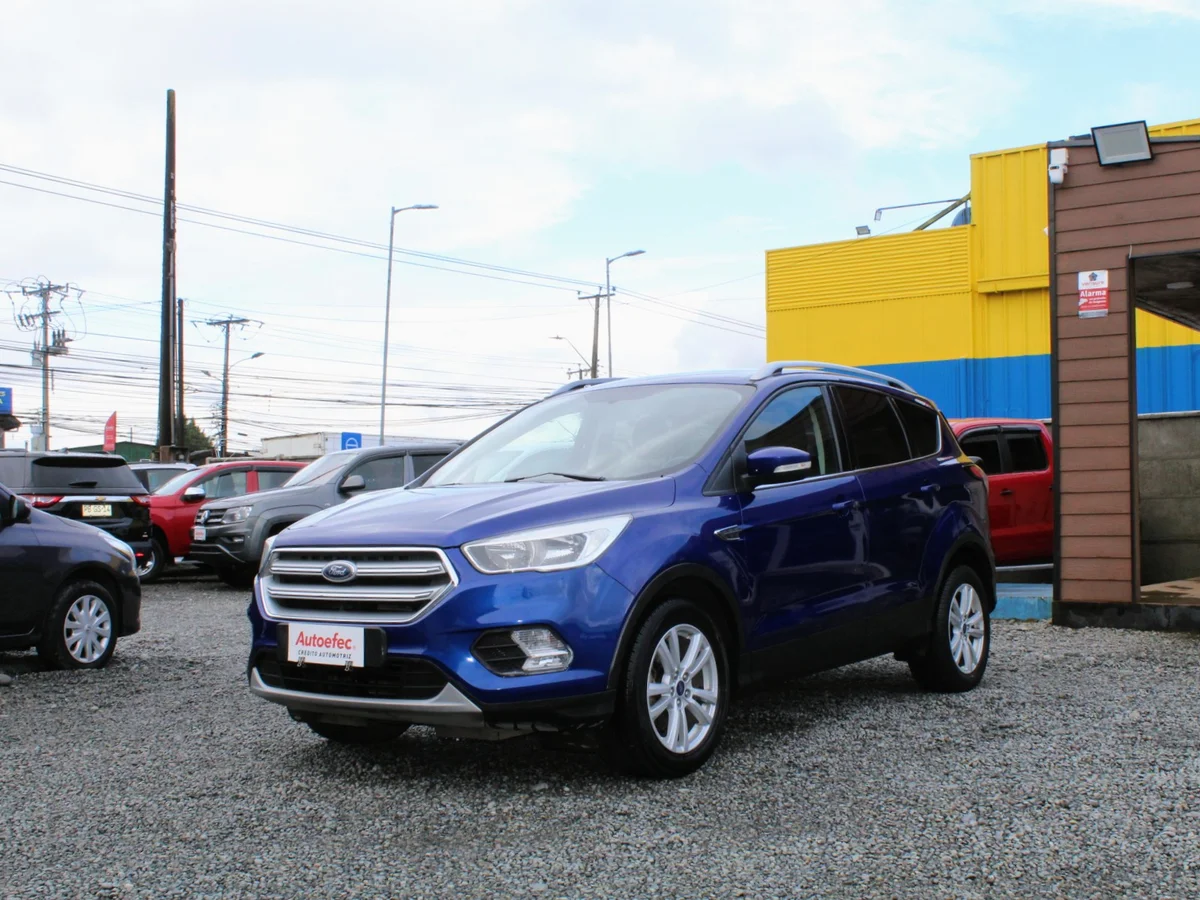 Ford Escape — foto 2 de 13