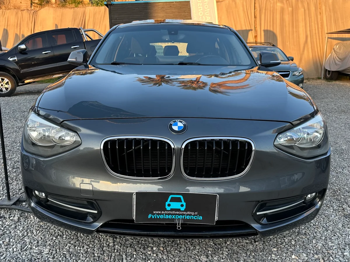 BMW 116I Sport 1.6 AUT SUNROOF 2012 - Miniatura 2