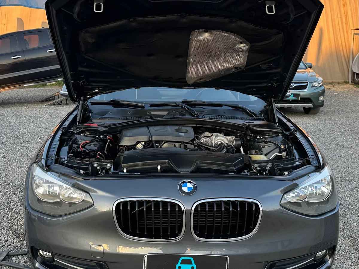 BMW 116I Sport 1.6 AUT SUNROOF 2012 - Miniatura 8